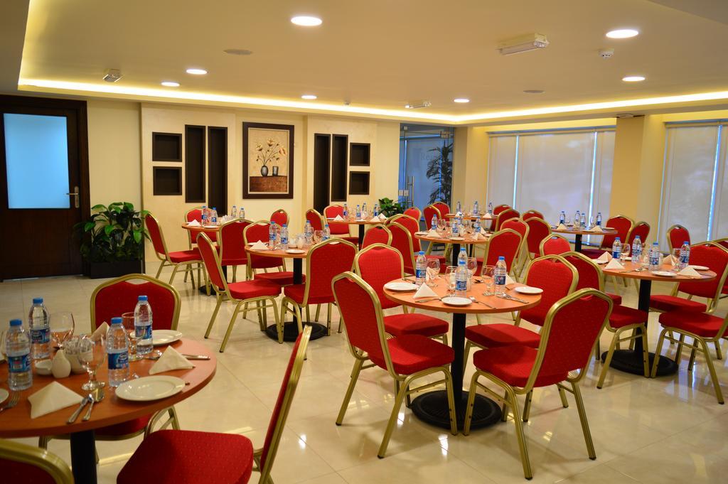 Ream Hotel Amman Amã Exterior foto