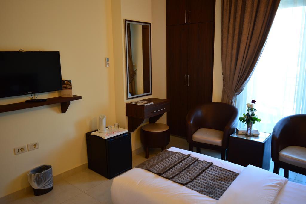 Ream Hotel Amman Amã Quarto foto